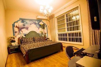 Shuangshuang Home Fenghuang Hongqiao Branch Phượng Hoàng cổ trấn Ngoại thất bức ảnh